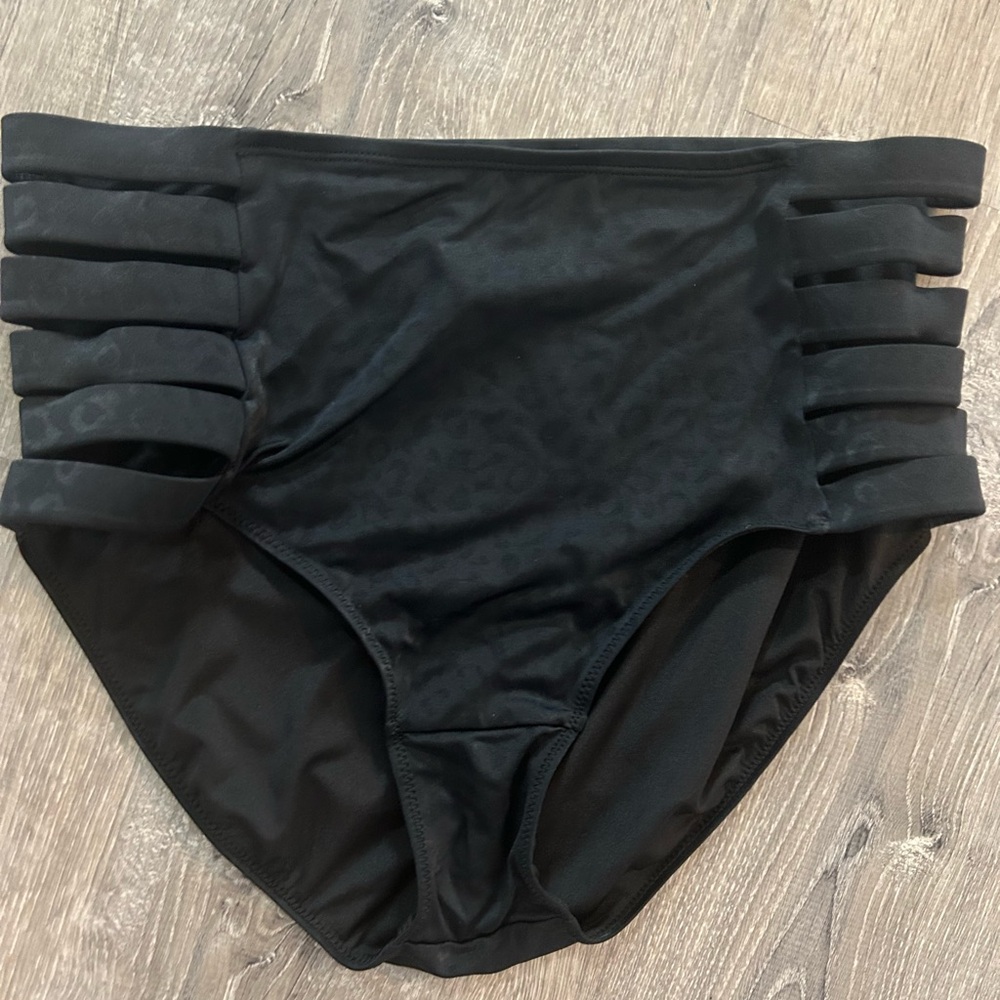 Kiava high waisted bottoms